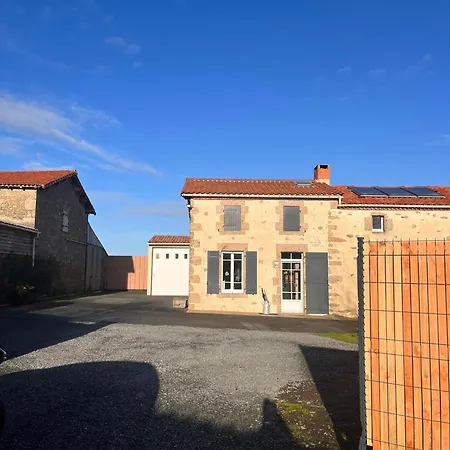 La Meilleraye 2 Privees Independantes A 5min Du Puy Du Fou Penzion