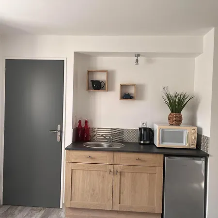 Penzion La Meilleraye 2 Privees Independantes A 5min Du Puy Du Fou 3*